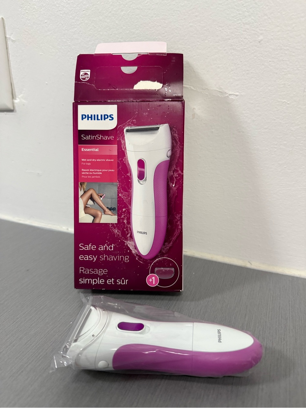 Philips SatinShave Essential Wet & Dry Electric Shaver – HP6341